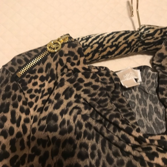 Michael Kors Dresses & Skirts - Leopard Michael Kors dress Michael Kors Dresses & Skirts - Leopard Michael Kors dress
